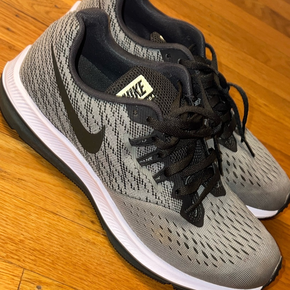Nike Women's Zoom Winflo 4 'Sequoia